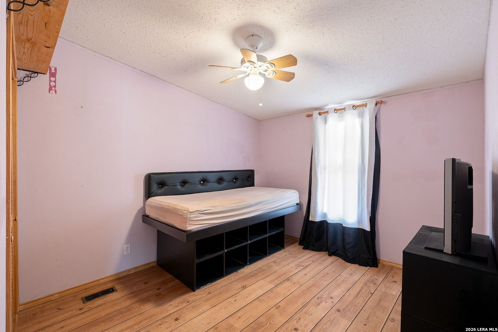 994 Quail Run Lytle TX 78052