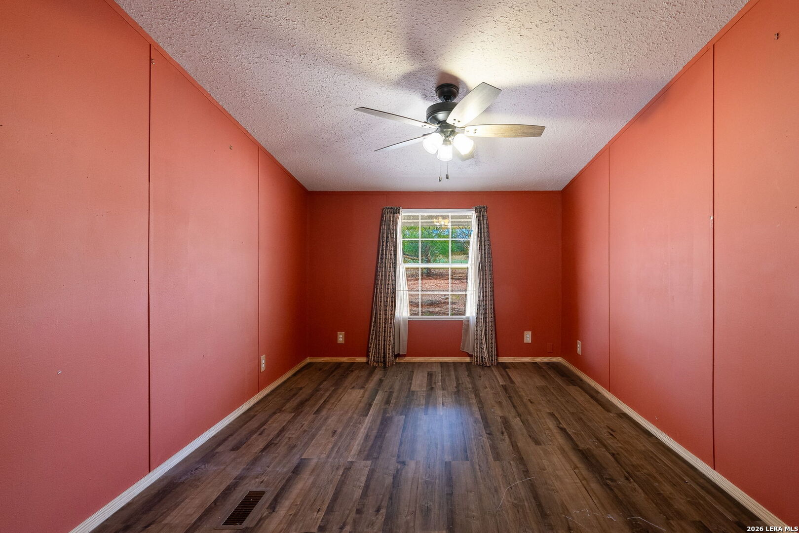 994 Quail Run Lytle TX 78052