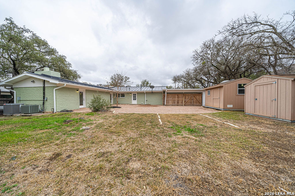 355 Donella Hollywood Park TX 78232