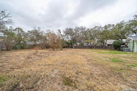 355 Donella Hollywood Park TX 78232