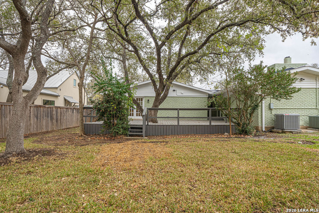 355 Donella Hollywood Park TX 78232