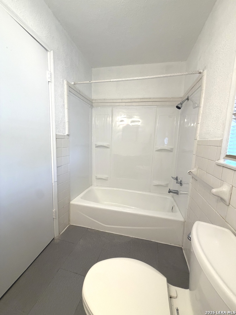 122 Waugh San Antonio TX 78223