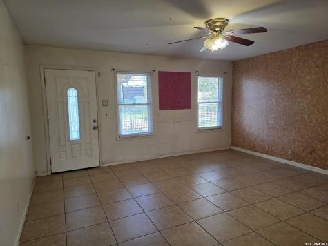 835 Utopia San Antonio TX 78223
