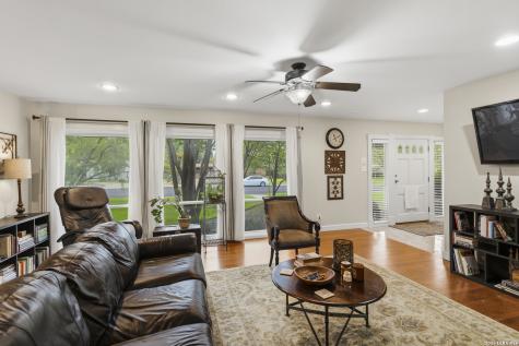330 Rockhill San Antonio TX 78209