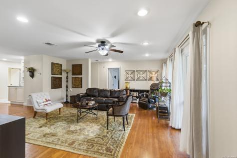 330 Rockhill San Antonio TX 78209