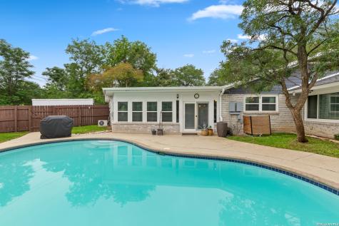 330 Rockhill San Antonio TX 78209