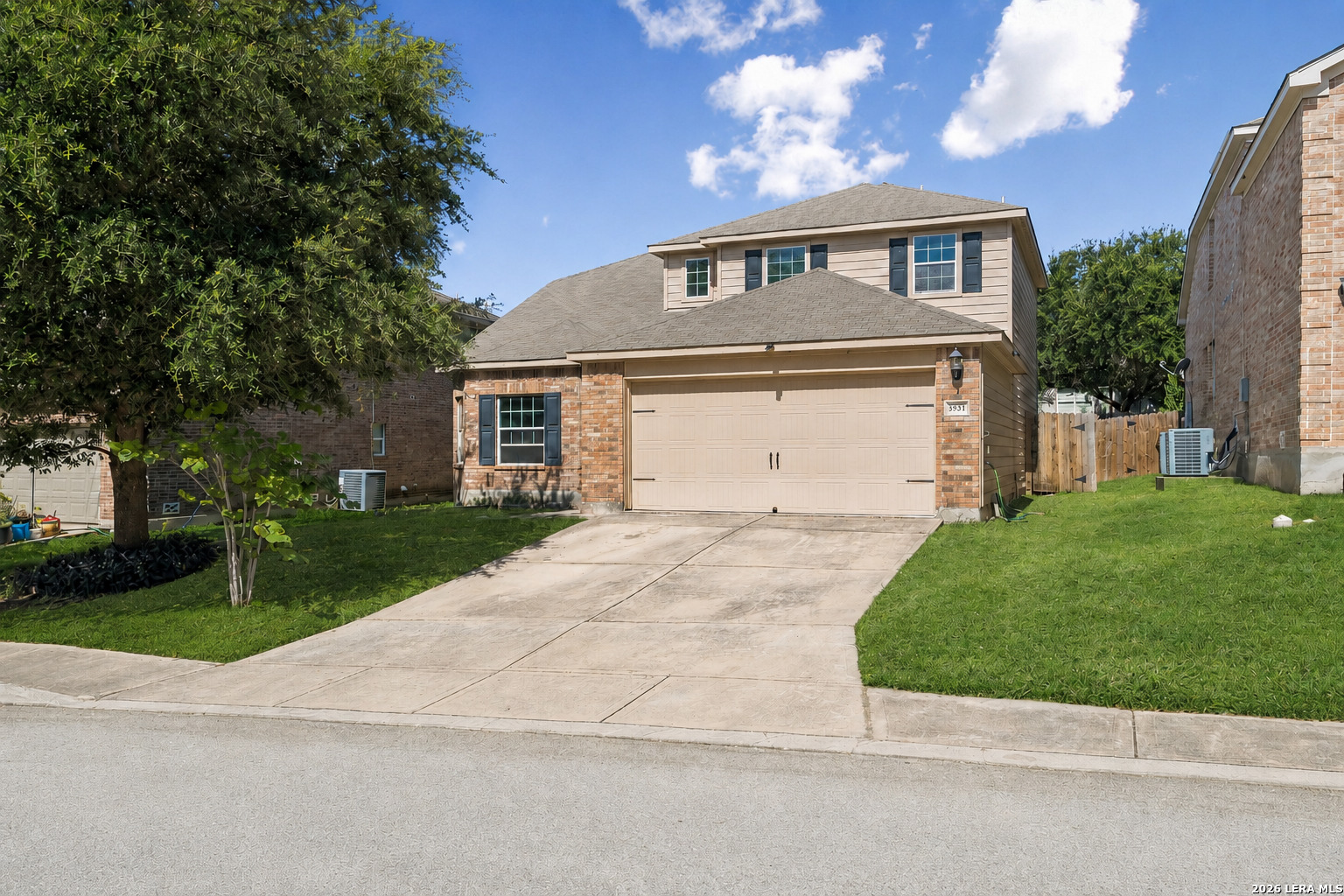 3931 Southern Bluff San Antonio TX 78222