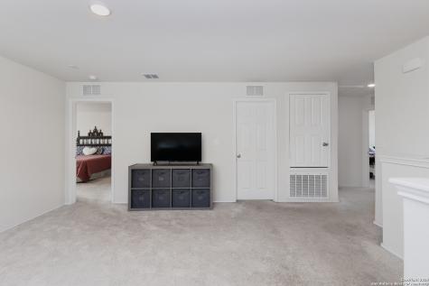 5922 Rolling Glen San Antonio TX 78218