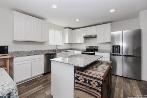 5922 Rolling Glen San Antonio TX 78218