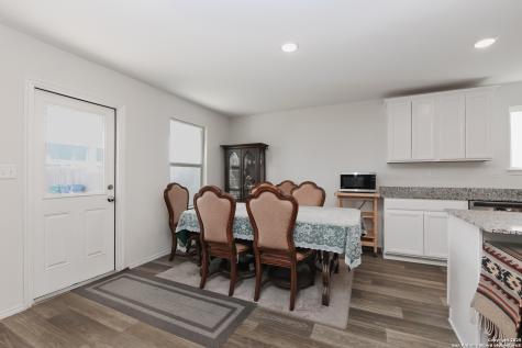 5922 Rolling Glen San Antonio TX 78218