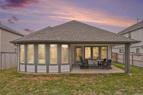 4964 Park Manor Marion TX 78124