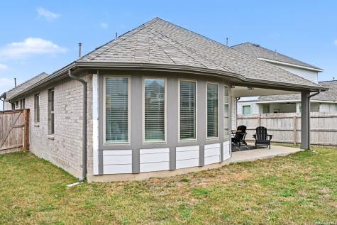 4964 Park Manor Marion TX 78124