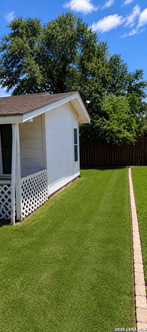 1711 S Tyler Beeville TX 78102