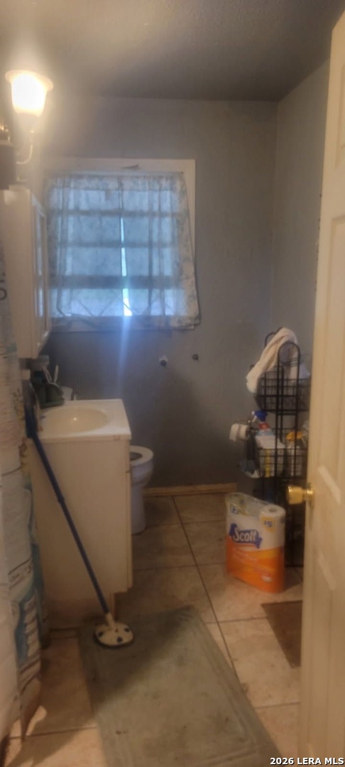 1711 S Tyler Beeville TX 78102
