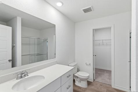 942 Bluegrass Point New Braunfels TX 78130