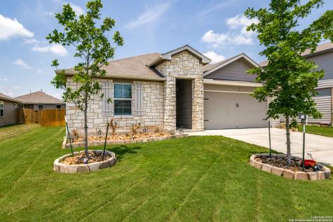 1428 Almond Creek Seguin TX 78155