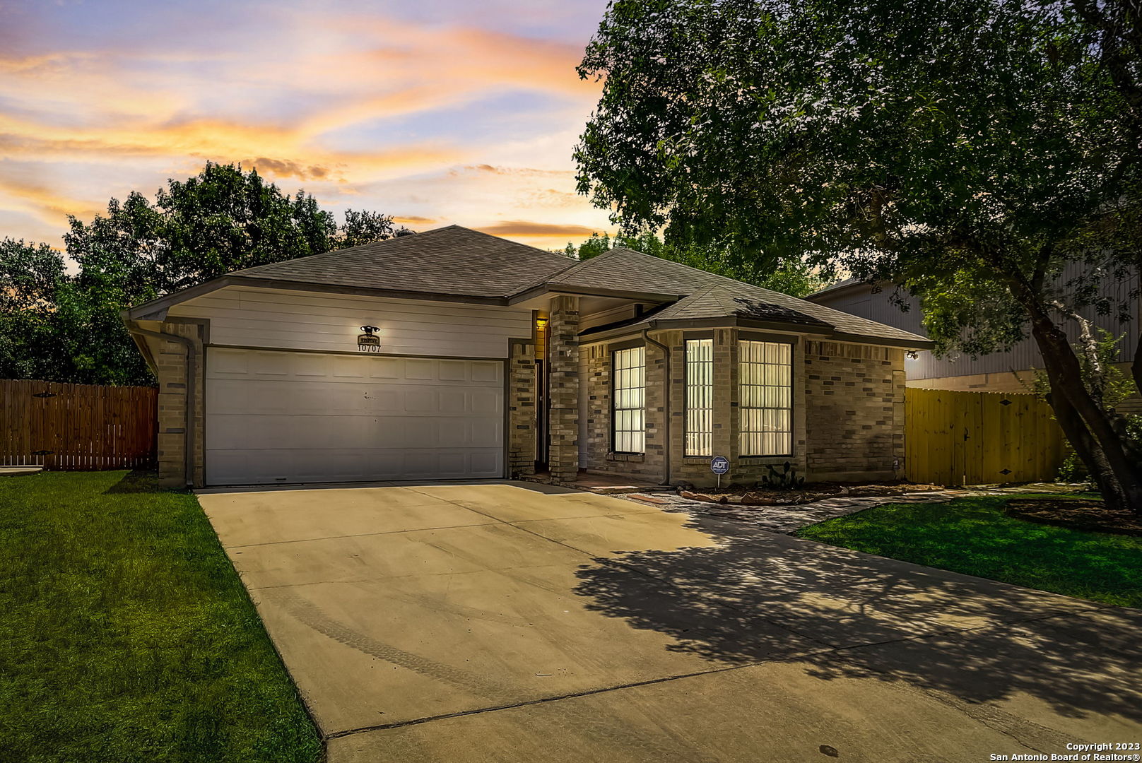 10707 Lake Path Drive San Antonio TX 78217