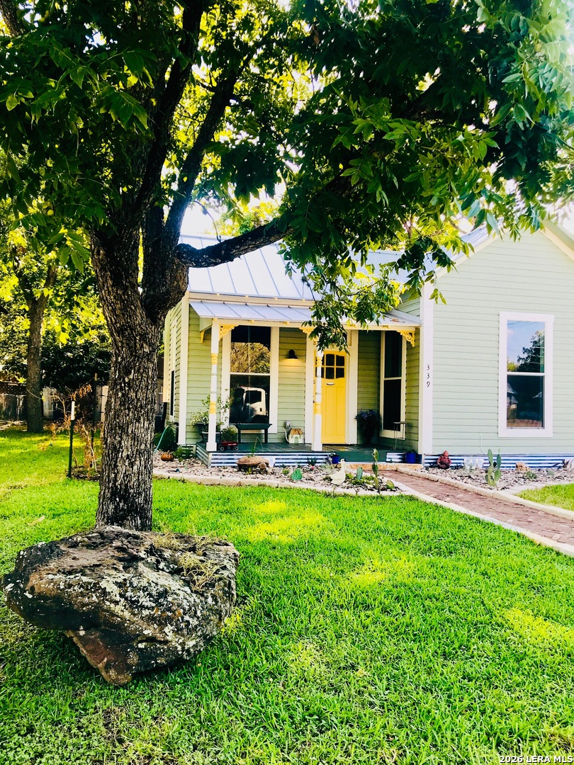 339 N Washington Avenue New Braunfels TX 78130