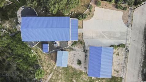 1016 Blue Bill Cove Lakehills TX 78063