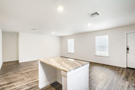 1602 Sunset Street Seguin TX 78155