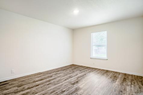 1602 Sunset Street Seguin TX 78155