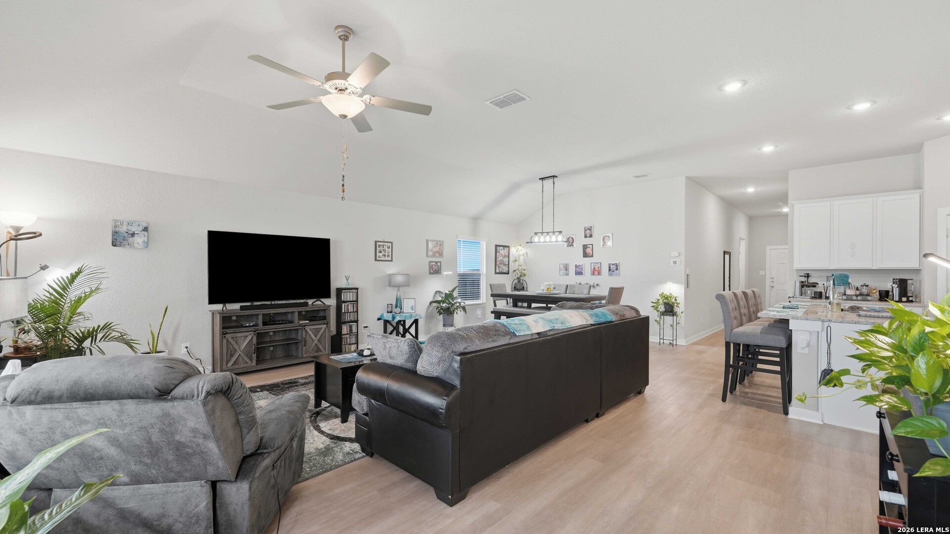 10738 Francisco Way Converse TX 78109