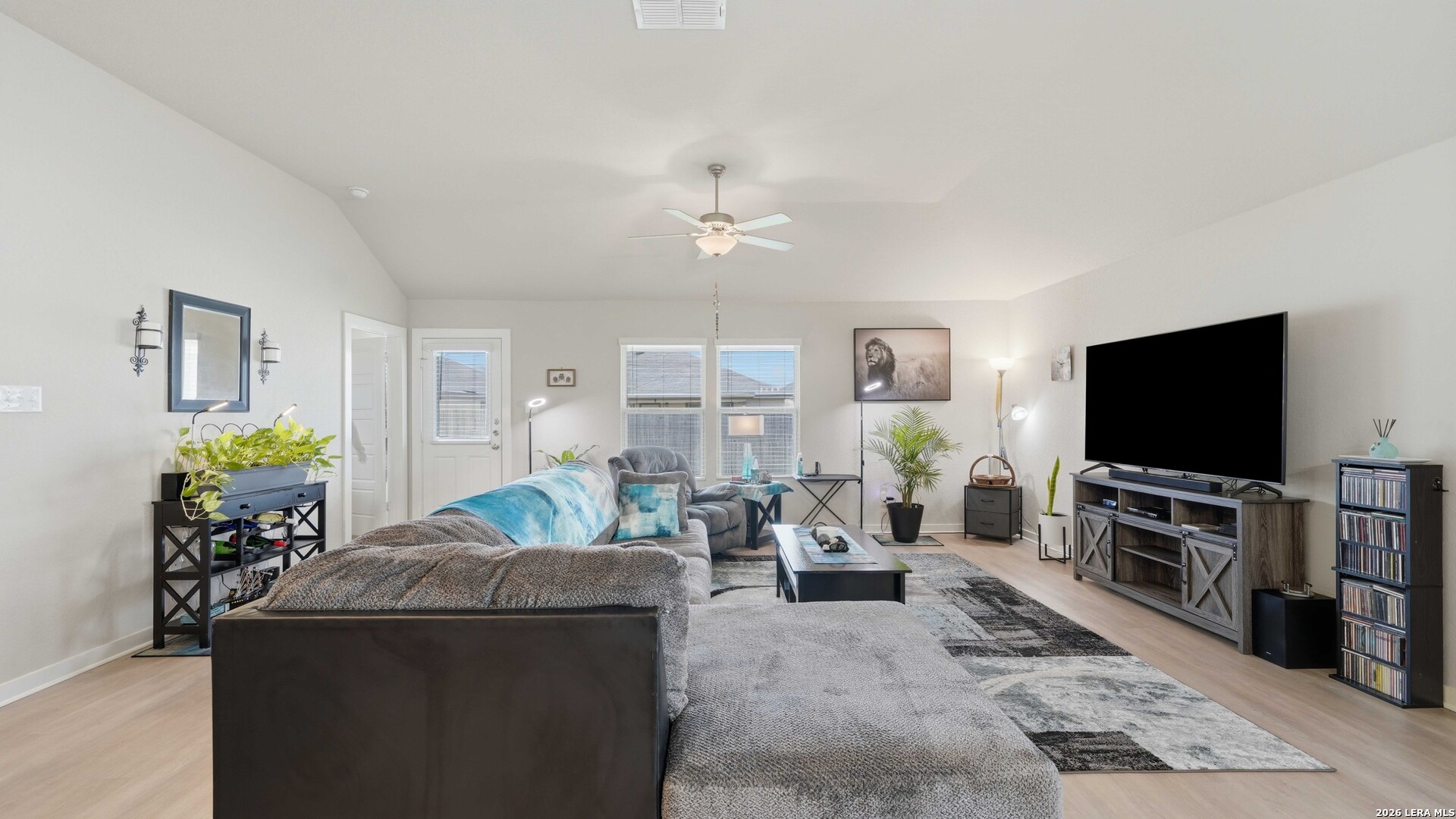 10738 Francisco Way Converse TX 78109