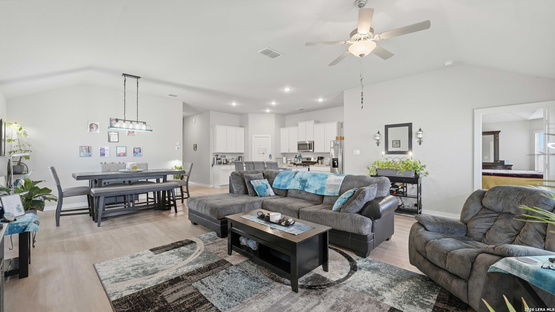 10738 Francisco Way Converse TX 78109