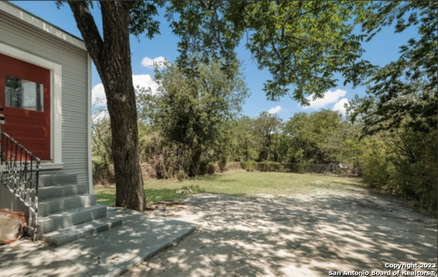 621 Hays San Antonio TX 78202
