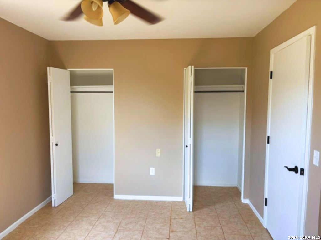 1014 E San Antonio Pearsall TX 78061