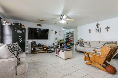 6442 Miners Hill San Antonio TX 78244