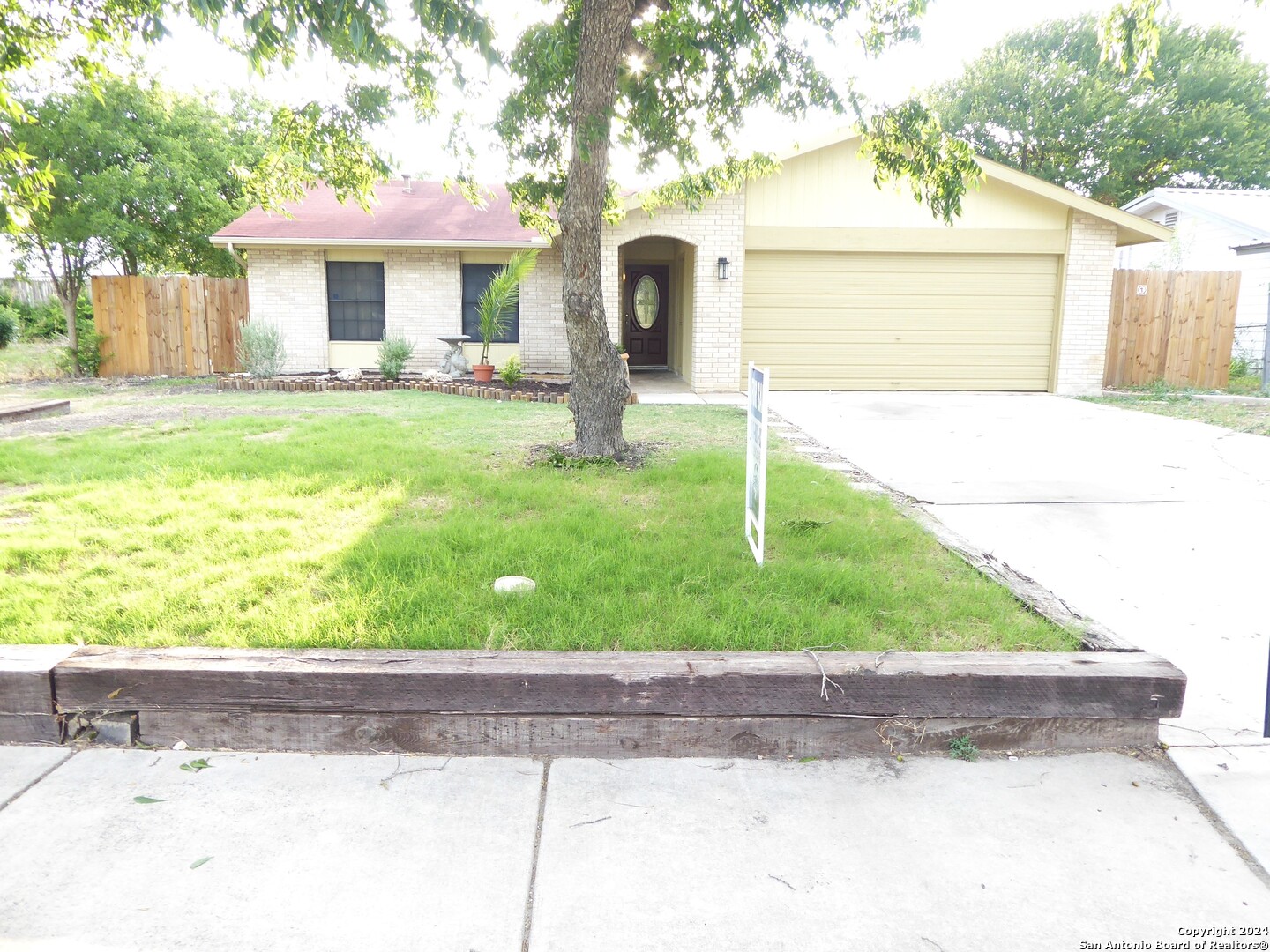 7503 Glen Mont San Antonio TX 78239