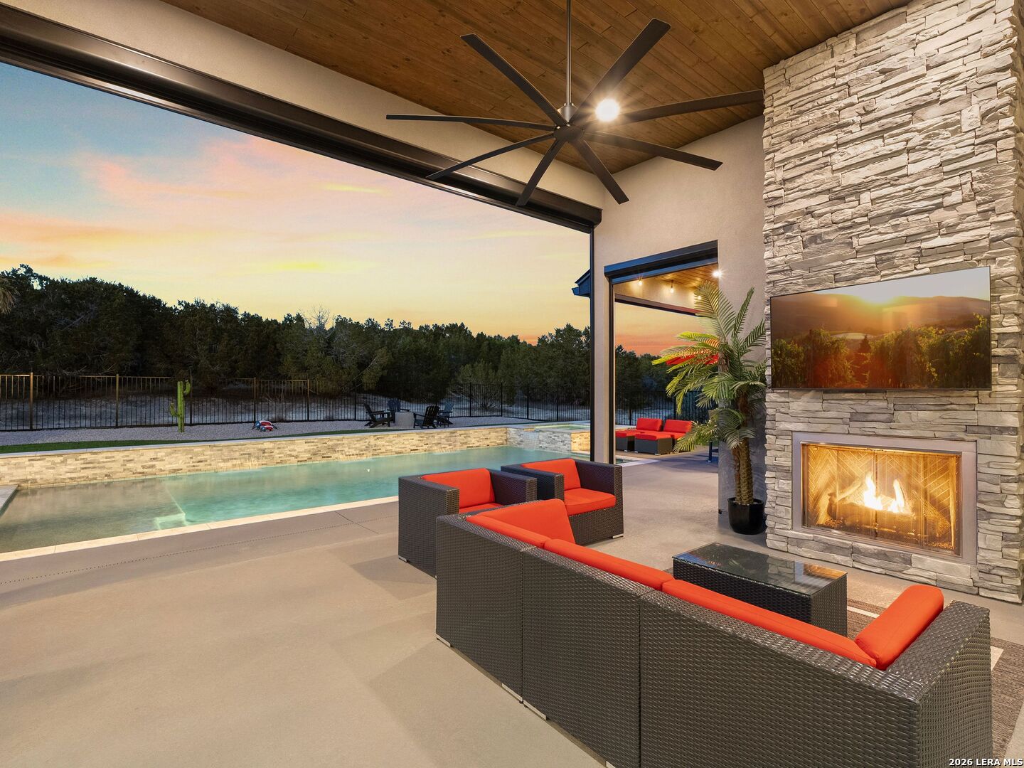 1709 Paradise Parkway Canyon Lake TX 78133