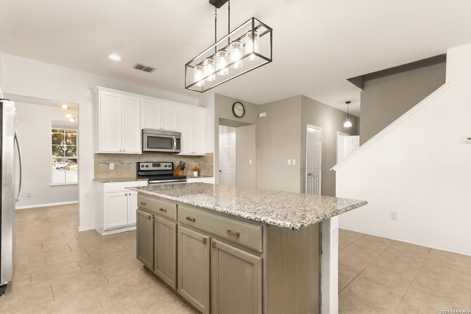 7402 Derby Vista Selma TX 78154