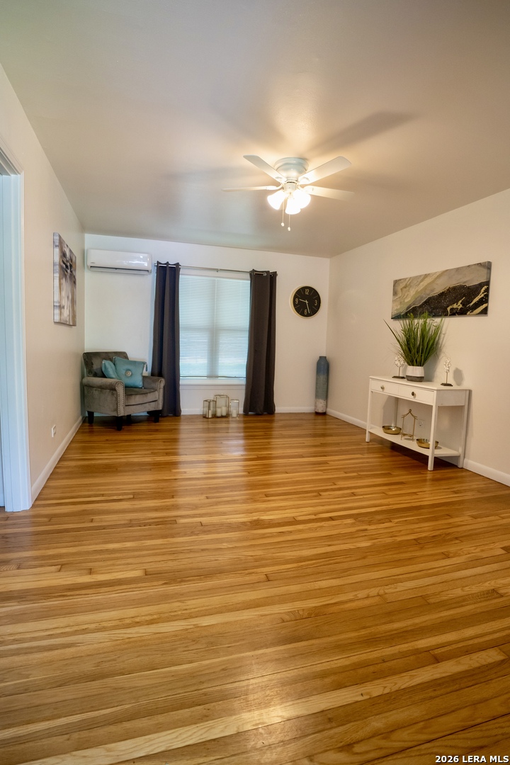 158 Sullivan San Antonio TX 78213
