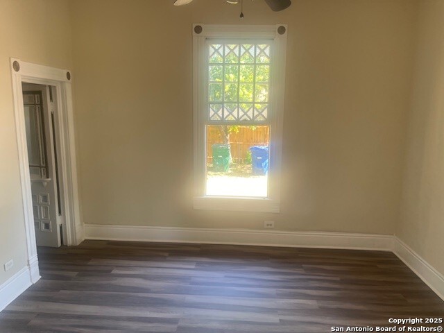 1401 N Trinity San Antonio TX 78207