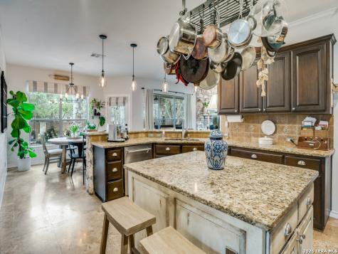 41 Inwood Heights Drive N San Antonio TX 78248