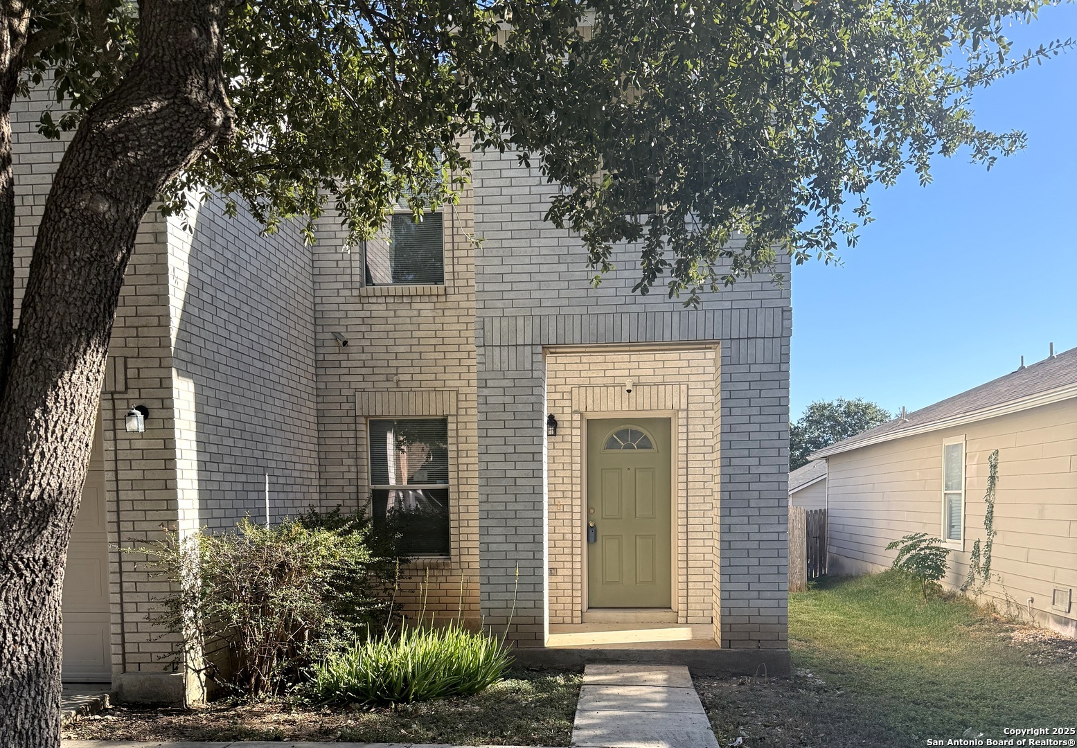 1230 Range Field San Antonio TX 78245