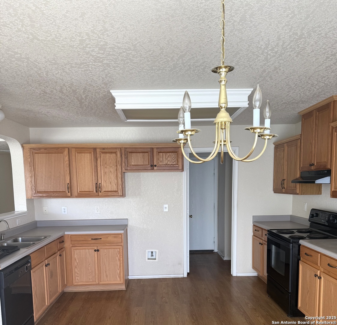 1230 Range Field San Antonio TX 78245