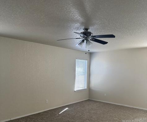1230 Range Field San Antonio TX 78245