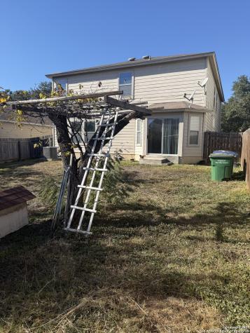 1230 Range Field San Antonio TX 78245