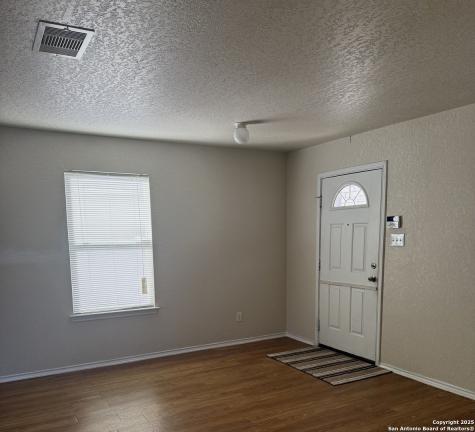 1230 Range Field San Antonio TX 78245