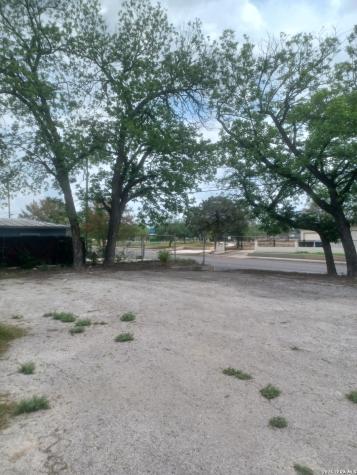 1537 Saltillo San Antonio TX 78207