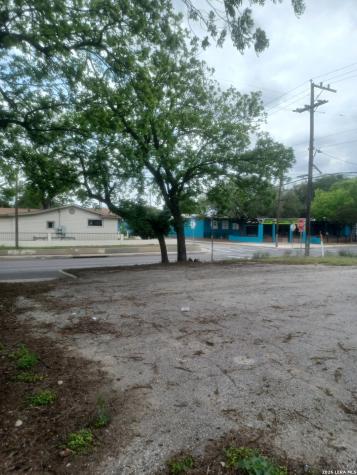 1537 Saltillo San Antonio TX 78207