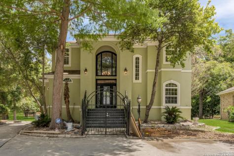 139 Paseo Del Rio Seguin TX 78155