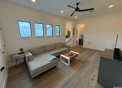 7218 Terra Falls San Antonio TX 78256