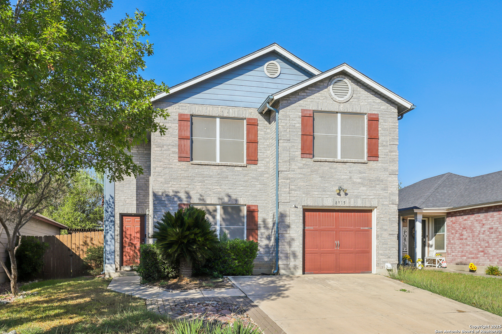 8915 Gathering Pass Converse TX 78109