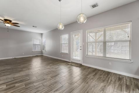 15042 Stonetower San Antonio TX 78248