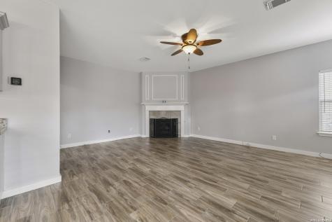 15042 Stonetower San Antonio TX 78248