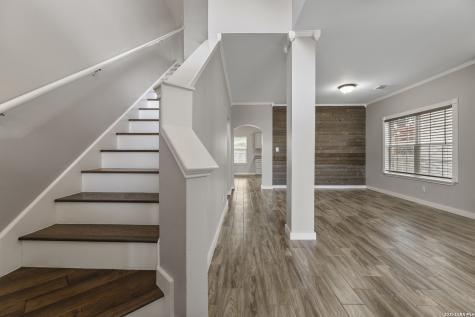 15042 Stonetower San Antonio TX 78248